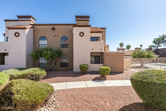 Photo - 2963 Juniper Hills Blvd Unit 204