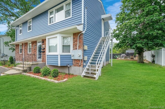 Photo - 140 N 21st St