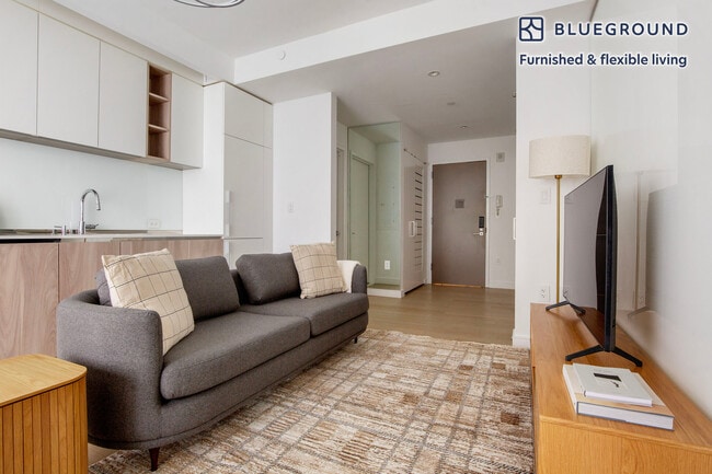 Photo - 572 11th Ave Unit SI FL6-ID1512