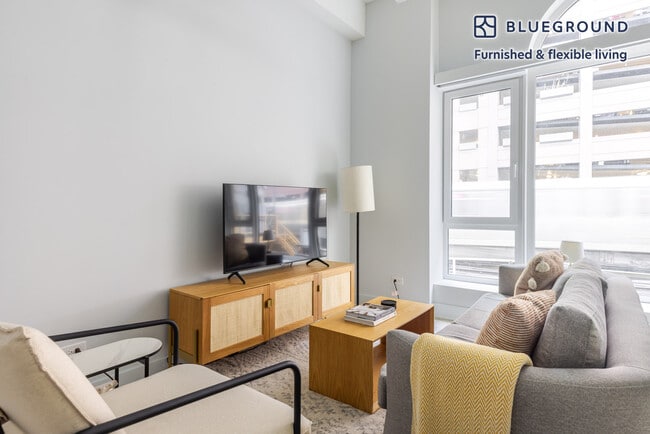 Photo - 188 N Wells St Unit SI FL3-ID1238