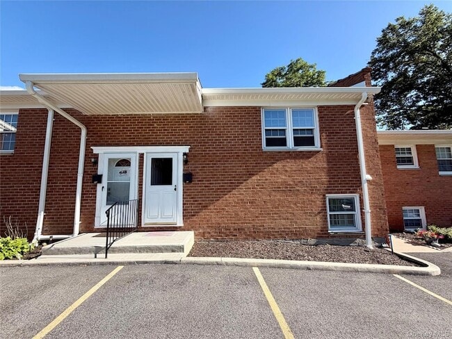 Building Photo - 24 Alpine Dr Unit H