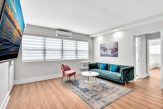 Building Photo - 10004 E Bay Harbor Dr Unit SI ID1527181P