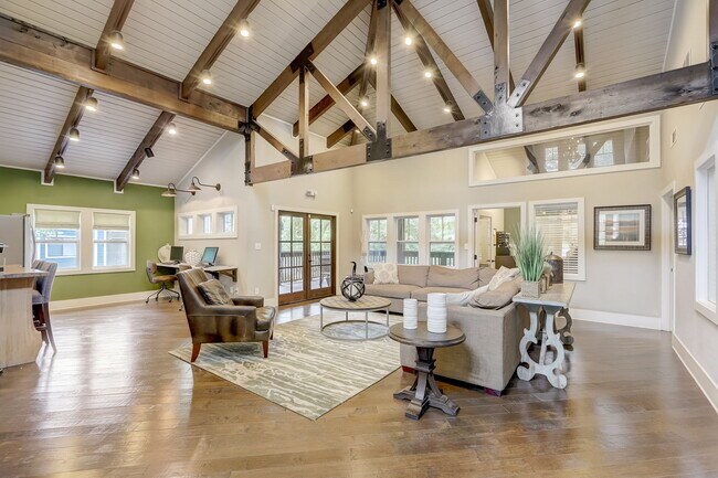 Leasing Office - Wynnwood Vinings Apartments - Wynnwood Vinings