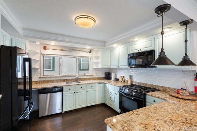 Photo - 6 Charles Pl