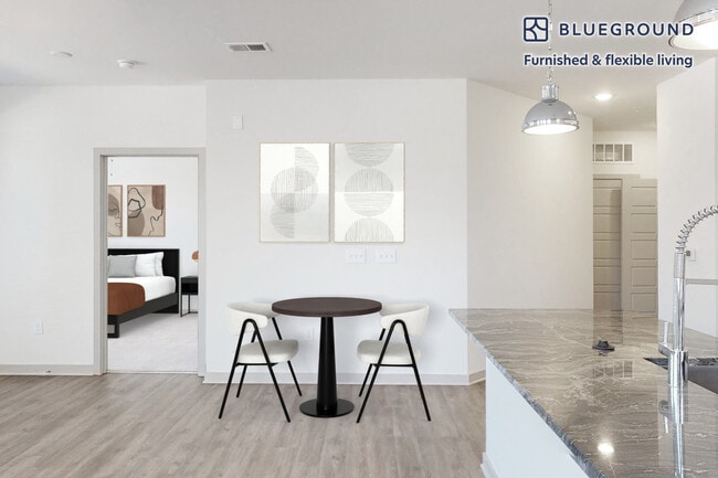 Photo - 820 Concorde Cir Unit FL2-ID8520A