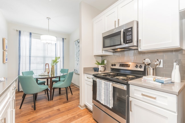 Photo - Vantage at Wildewood