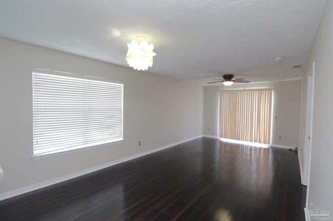 Photo - 7680 Chablis Cir
