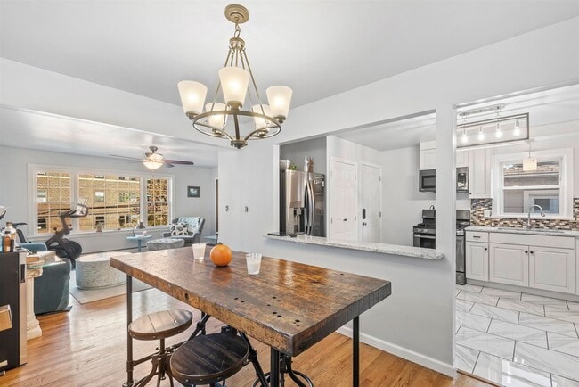 Photo - 290 Randolph Ave