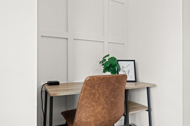 Photo - 22 2nd St Unit ID1032324P