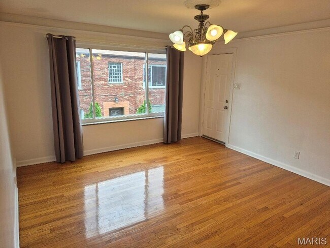 Photo - 3947 Jamieson Ave Unit 2W
