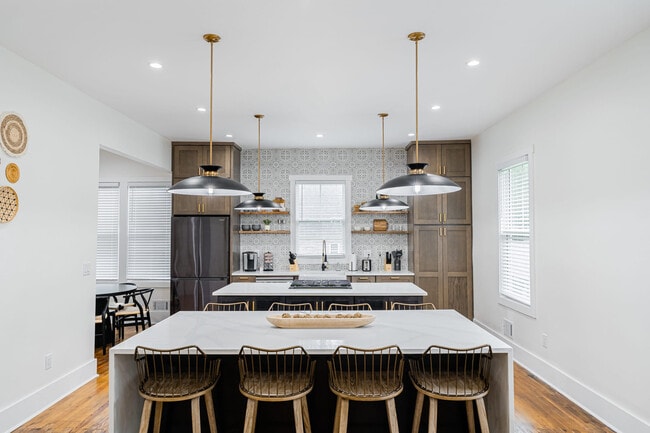 Photo - 619 S Peachtree St Unit ID1019262P