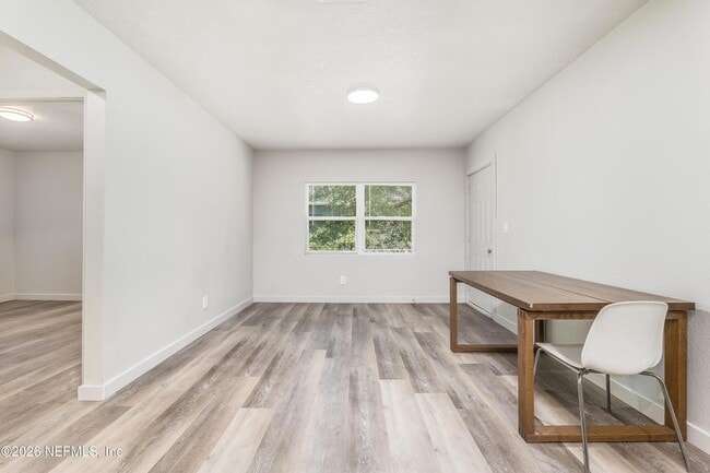 Photo - 231 E 16th St Unit 4