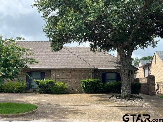Building Photo - 418 Woodland Hills Dr