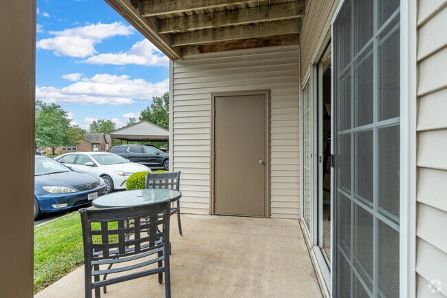 2BR, 2BA - 1,159SF - Prairie Point