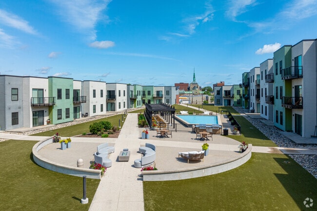 Building Photo - CityScape Flats