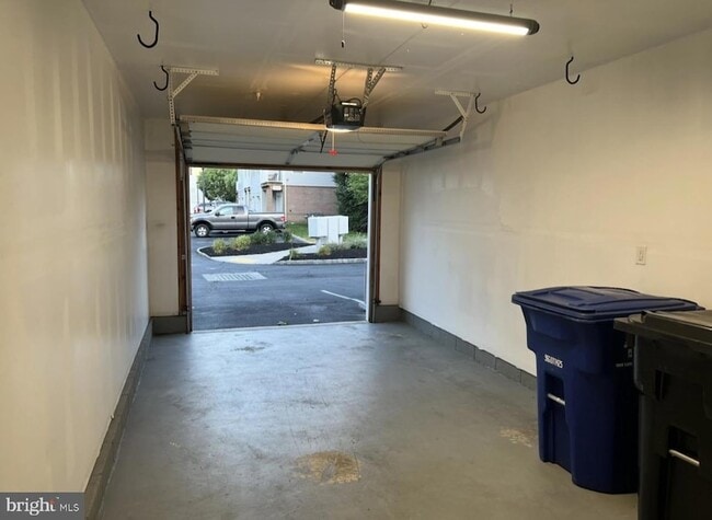 Photo - 1830 Nathan Dr