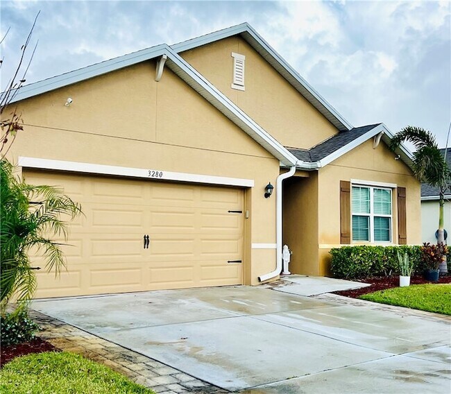 Photo - 3280 Roxbury Pl SW