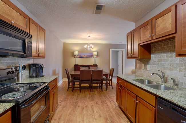 Photo - Solamere Grand