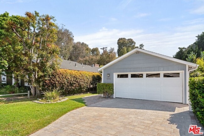 Photo - 8255 Tuscany Ave