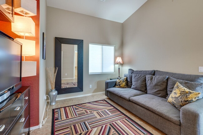 Photo - 16202 W Banff Ln Unit SI ID1631298P