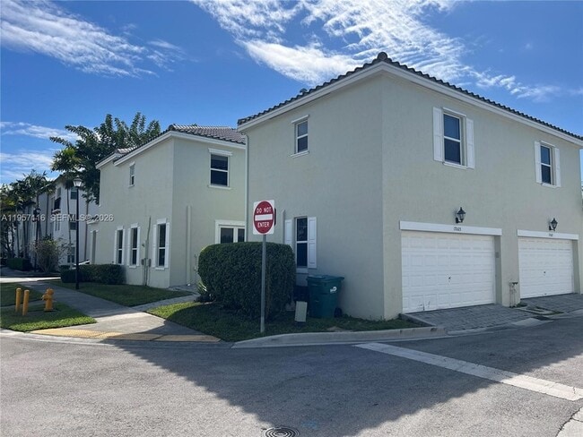 Photo - 17065 SW 93rd St