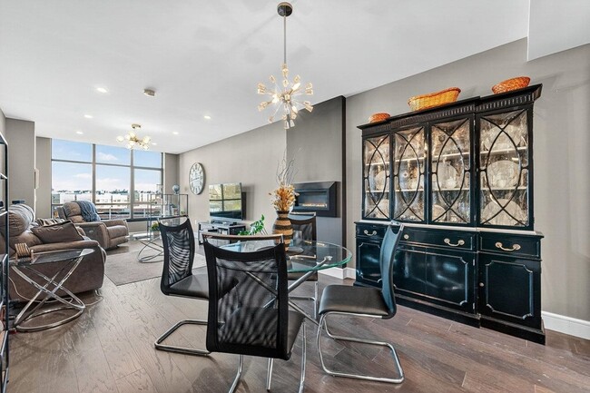 Photo - 8701 Churchill Rd