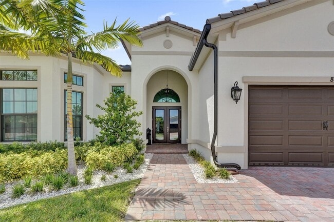 Photo - 8011 Rowan Terrace