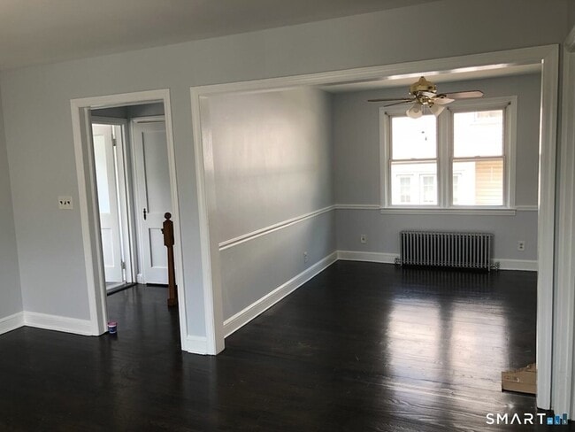 Photo - 676 Courtland Ave