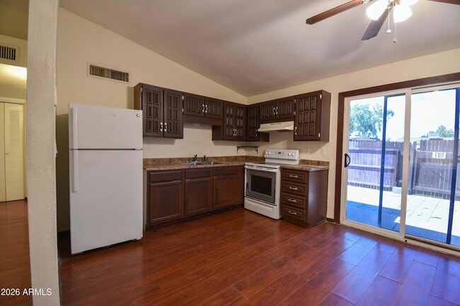 Photo - 3120 N 67th Ln