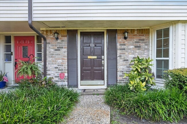 Photo - 836 Wax Myrtle Ln