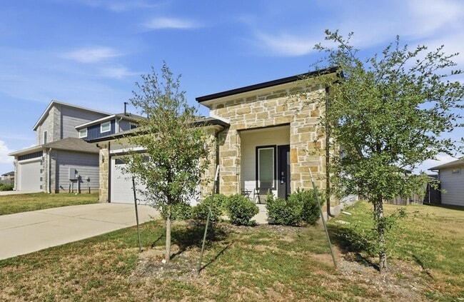 Photo - 526 Millbrook Blvd