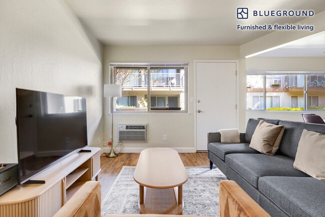 Building Photo - 234 Escuela Ave Unit SI FL1-ID2020