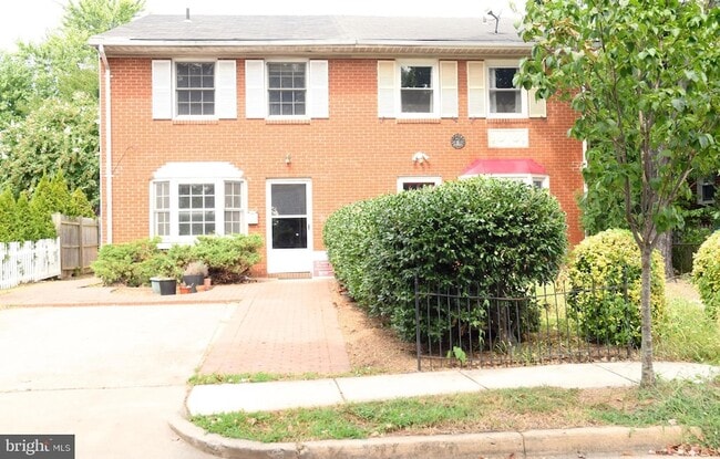 Photo - 508 E Windsor Ave
