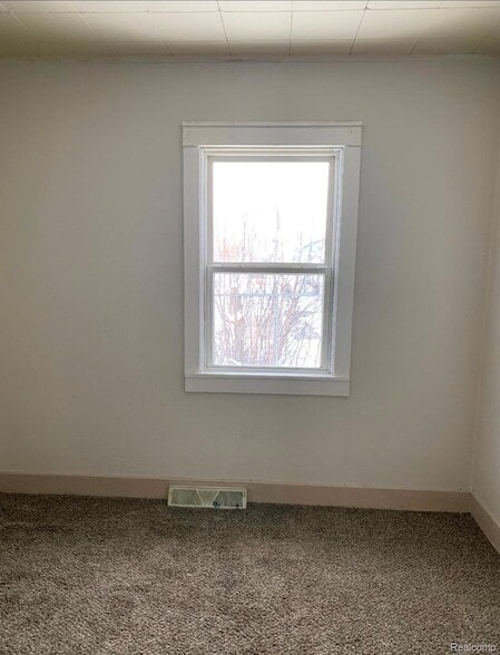 Photo - 2032 Utley Rd