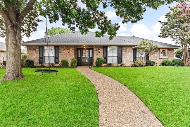 Photo - 803 Rush Creek Dr