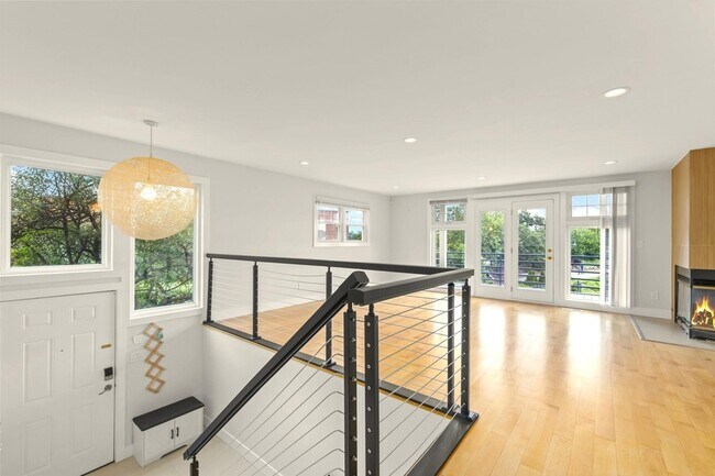 Photo - 6 Grand Cove Way