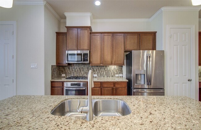 Photo - 10804 Brittmoore Oaks Pl