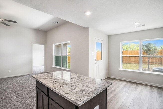 Photo - 1460 Sunkiss Dr