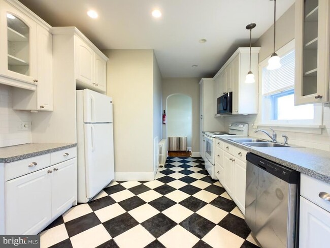 Photo - 2838 Booser Ave.