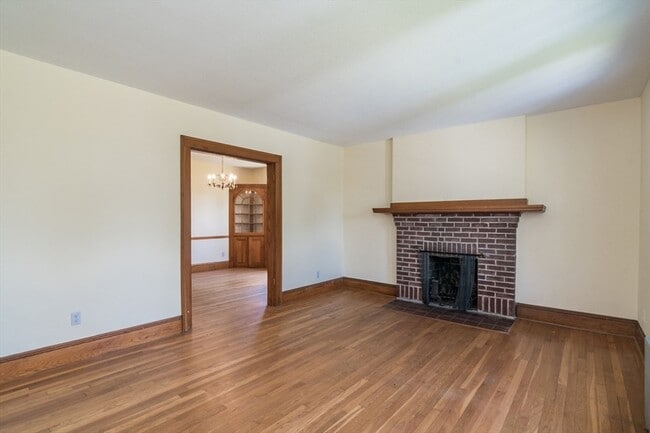 Photo - 47 Pleasant St