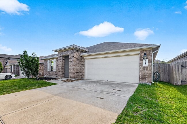 Building Photo - 40347 Blossom Vly Ln