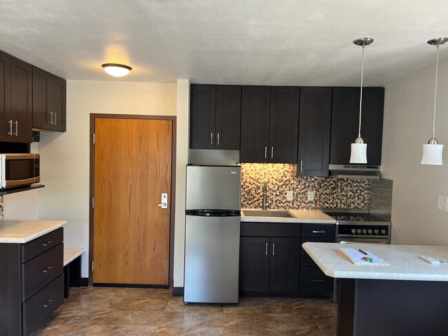 Entry/Kitchen - The Millennial