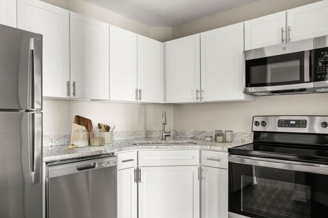 Photo - Meridian Pointe