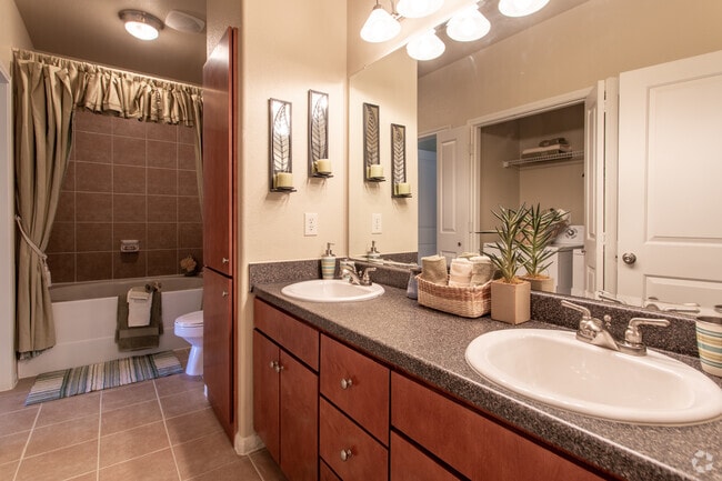 1 BR, 1 BA - 850 SF - Turnberry - The Lakes at Cypresswood