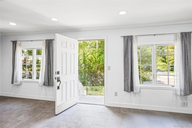 Photo - 143 Rocky Point Landing Rd