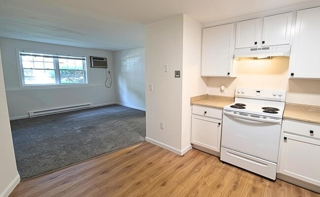 Photo - 185 Loudon Rd Unit 8