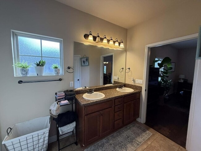 Photo - 315 Egan Dr