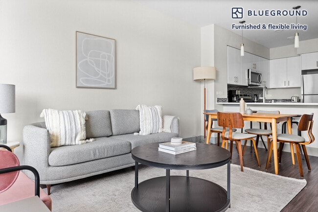 Photo - 1800 Lacassie Ave Unit FL3-ID984