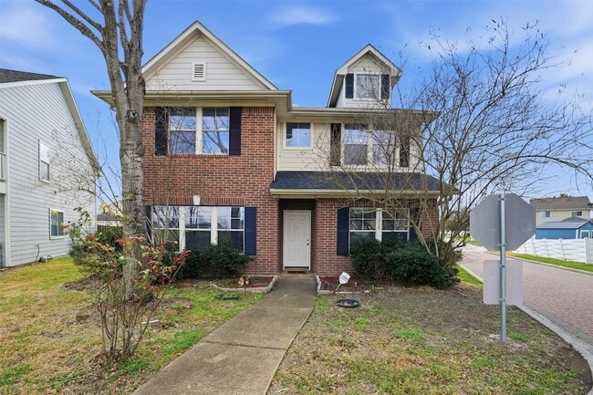 Building Photo - 11930 Longwood Garden Way