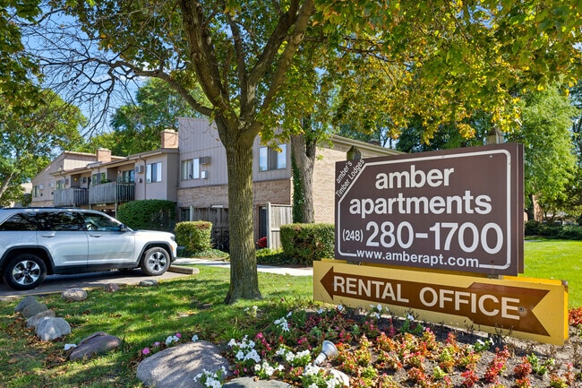 Amber's Timber Lodges - Amber's Timber Lodges